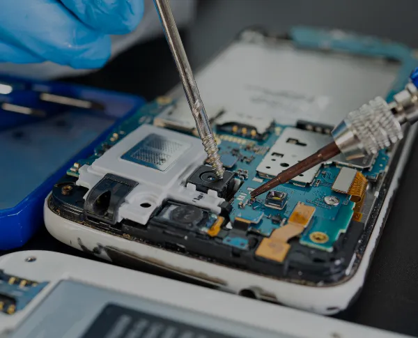 ipn-logic-serv-img iPhone Logic Board Repair