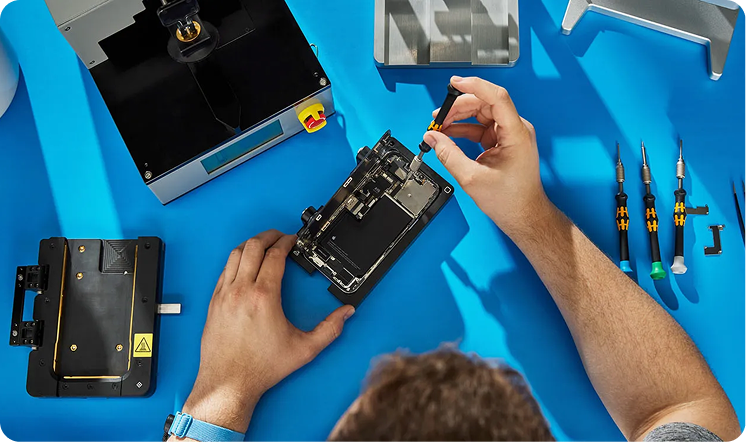 Expert Technicians for iPhone camera replacement in Bangalore